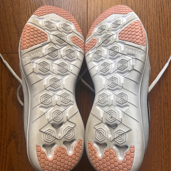 Nike Flex Supreme TR 6 - Picture 3 of 7